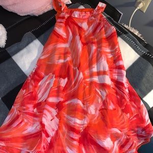 very colorful short dress, two clips in the back